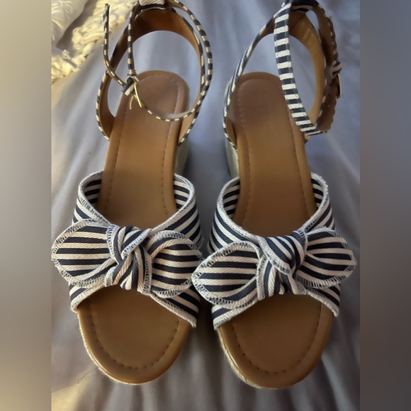 Wedges - Picture 2 of 3